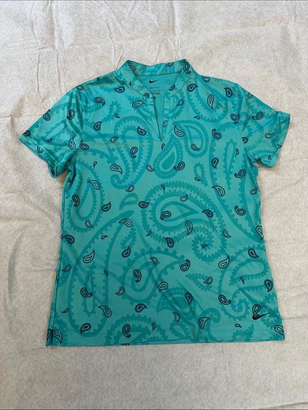 Nike Golf Teal Paisley Dri-Fit Short-Sleeve Size medium